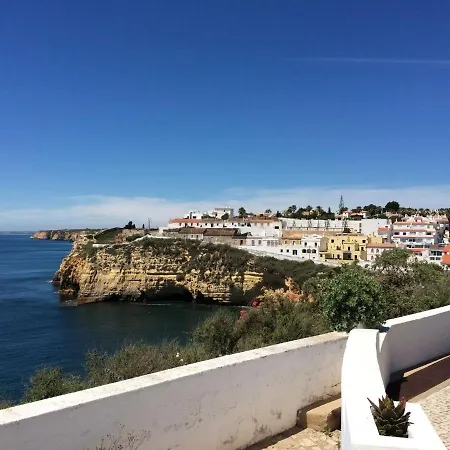 Willa Modern With Swimming Pool Near Carvoeiro *