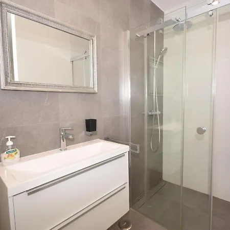 Modern With Swimming Pool Near Carvoeiro Willa Carvoeiro (Lagoa)