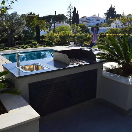 Villa Modern With Swimming Pool Near Carvoeiro
